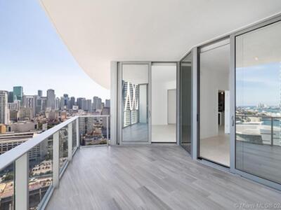 851 NE 1st Avenue, Miami, FL 33132