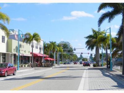 221 SE 3rd Avenue, Boynton Beach, FL 33435