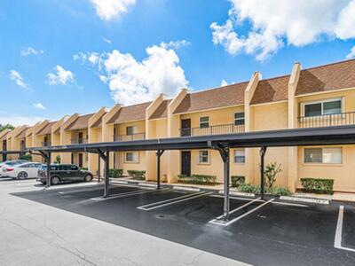 2935 SW 22nd Avenue, Delray Beach, FL 33445