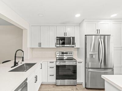 2935 SW 22nd Avenue, Delray Beach, FL 33445