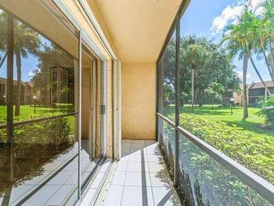 2935 SW 22nd Avenue, Delray Beach, FL 33445