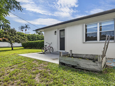 632 Allen Avenue, Delray Beach, FL 33483