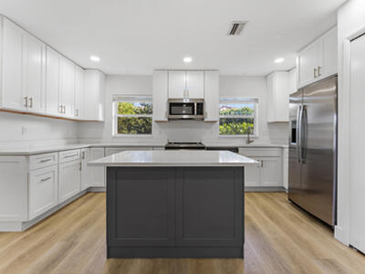 632 Allen Avenue, Delray Beach, FL 33483