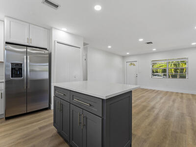 632 Allen Avenue, Delray Beach, FL 33483