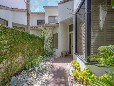 2585 Sheltingham Drive, Wellington, FL 33414