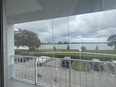 480 Executive Center Drive, West Palm Beach, FL 33401