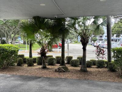 480 Executive Center Drive, West Palm Beach, FL 33401