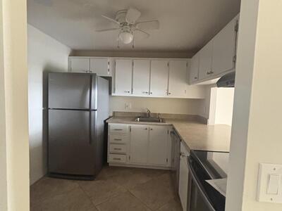 480 Executive Center Drive, West Palm Beach, FL 33401