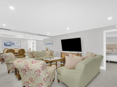 5380 N Ocean Drive, Singer Island, FL 33404