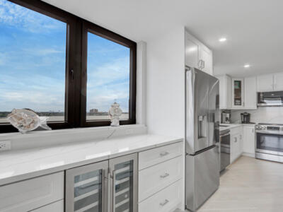 5380 N Ocean Drive, Singer Island, FL 33404