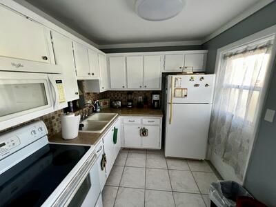 2222 NE 1st Way, Boynton Beach, FL 33435