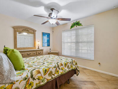 1710 N Lakefield North Court N, Wellington, FL 33414