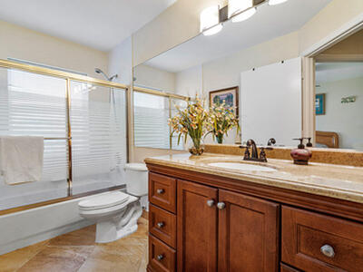 1710 N Lakefield North Court N, Wellington, FL 33414