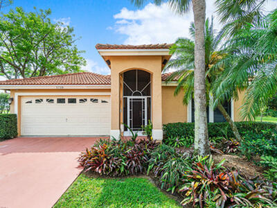 1710 N Lakefield North Court N, Wellington, FL 33414