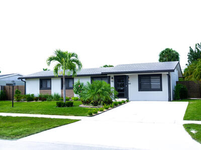 3144 Capri Road, Palm Beach Gardens, FL 33410