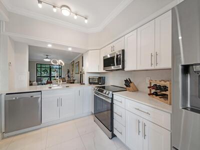 6241 Pointe Regal Circle, Delray Beach, FL 33484