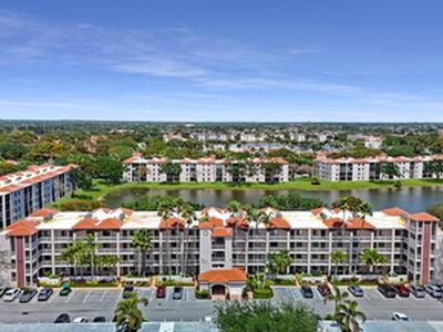 6241 Pointe Regal Circle, Delray Beach, FL 33484