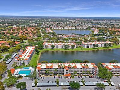 6241 Pointe Regal Circle, Delray Beach, FL 33484