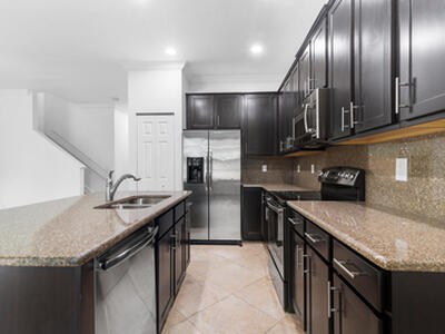 10384 Wellington Parc Drive, Wellington, FL 33449