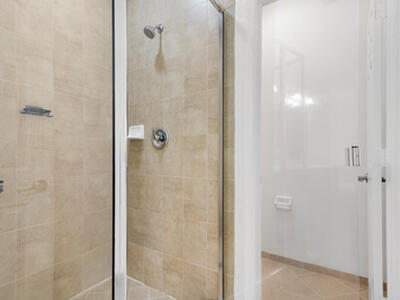 10384 Wellington Parc Drive, Wellington, FL 33449