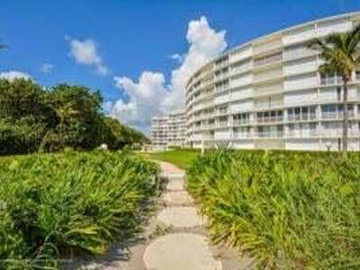 2780 S Ocean Boulevard, Palm Beach, FL 33480