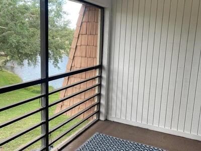 4237 Oak Terrace Drive, Greenacres, FL 33463