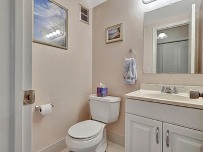 158 Norwich G, West Palm Beach, FL 33417