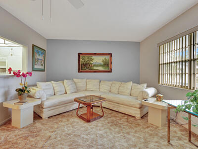 158 Norwich G, West Palm Beach, FL 33417