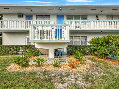 158 Norwich G, West Palm Beach, FL 33417