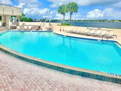 132 Lakeshore Drive, North Palm Beach, FL 33408