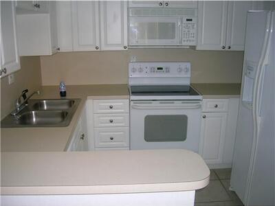 8237 Thames Boulevard, Boca Raton, FL 33433