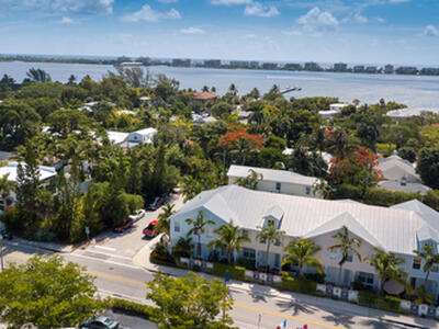 902 S Federal Highway, Lake Worth Beach, FL 33460