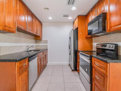 5615 Simms Street Street, Hollywood, FL 33021