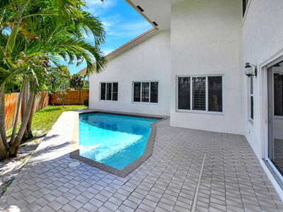 4517 NW 5th Avenue, Boca Raton, FL 33431