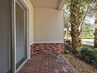 10560 SW Stephanie Way, Port Saint Lucie, FL 34987