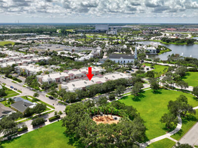 10560 SW Stephanie Way, Port Saint Lucie, FL 34987