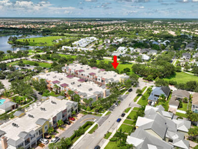 10560 SW Stephanie Way, Port Saint Lucie, FL 34987