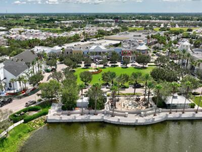 10560 SW Stephanie Way, Port Saint Lucie, FL 34987