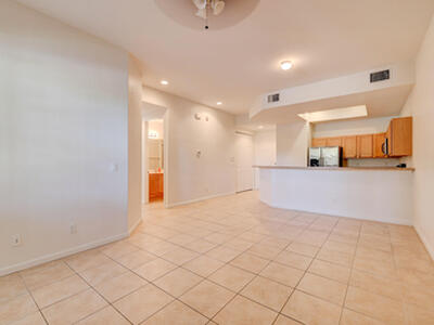 10560 SW Stephanie Way, Port Saint Lucie, FL 34987