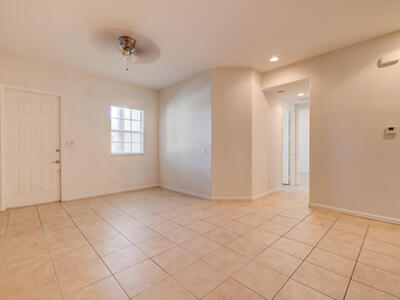 10560 SW Stephanie Way, Port Saint Lucie, FL 34987