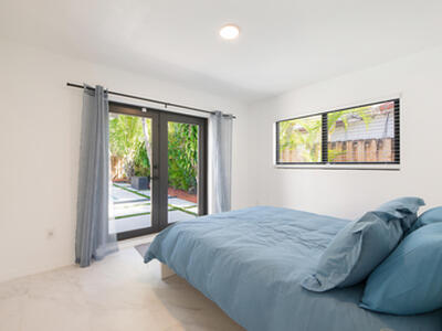 3000 NE 21st Terrace, Fort Lauderdale, FL 33306