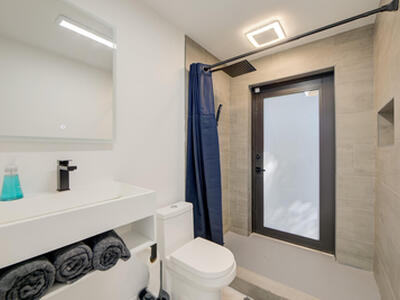 3000 NE 21st Terrace, Fort Lauderdale, FL 33306