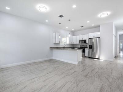 2827 Saranac Avenue, West Palm Beach, FL 33409