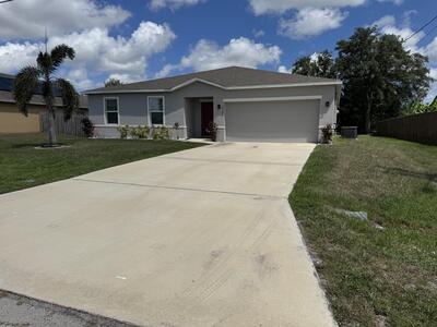 3725 SW Kasin Street, Port Saint Lucie, FL 34953