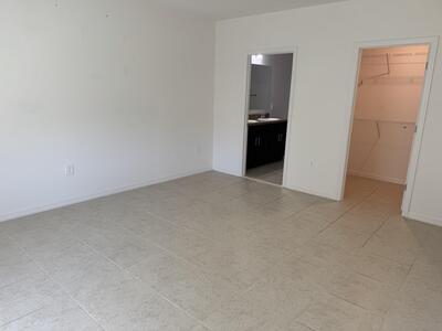 3725 SW Kasin Street, Port Saint Lucie, FL 34953