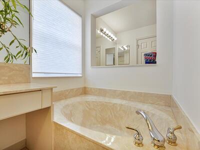 19059 Skyridge Circle, Boca Raton, FL 33498