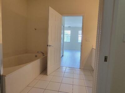 221 Greenwich Circle, Jupiter, FL 33458