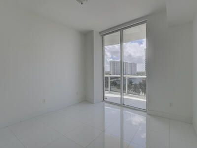15901 Collins Avenue, Sunny Isles Beach, FL 33160