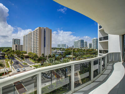15901 Collins Avenue, Sunny Isles Beach, FL 33160