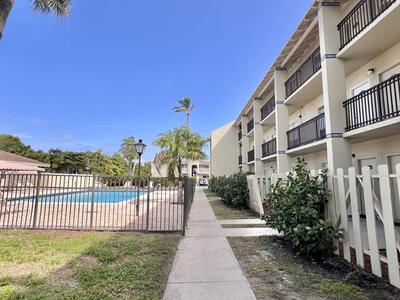 1500 N Congress Avenue, West Palm Beach, FL 33401